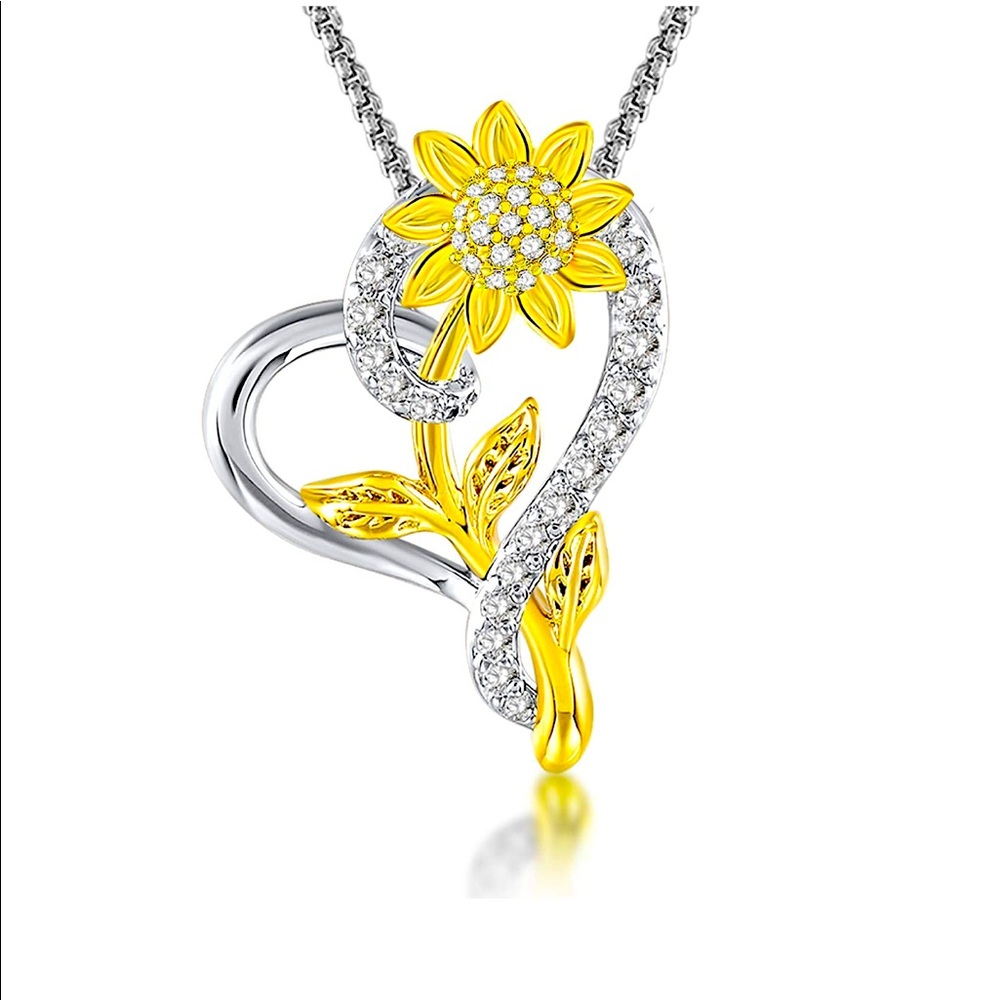 Love Heart Pendant Necklace for Women Rose Flower